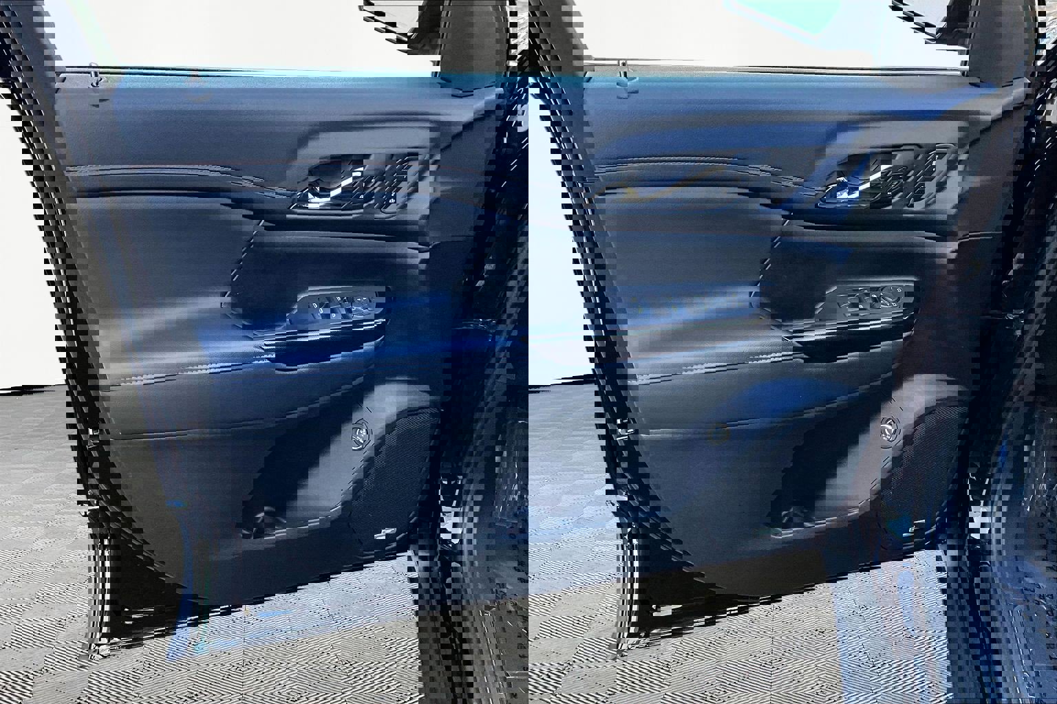 Used 2022 GMC Acadia AT4 w/ Technology Package image 20