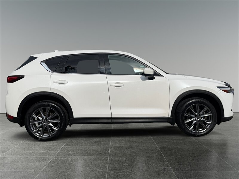 Used 2019 MAZDA CX-5 Signature AWD/4WD image 7