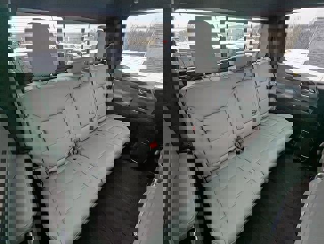 Used 2025 GMC Sierra 1500 SLT w/ SLT Premium Plus Package image 24