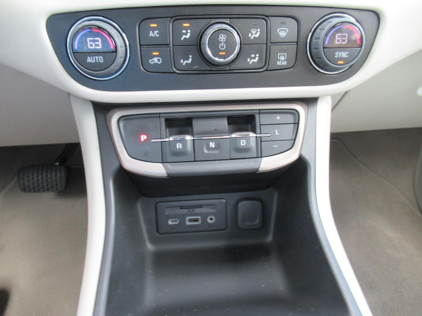 Used 2023 GMC Terrain Denali AWD/4WD image 28