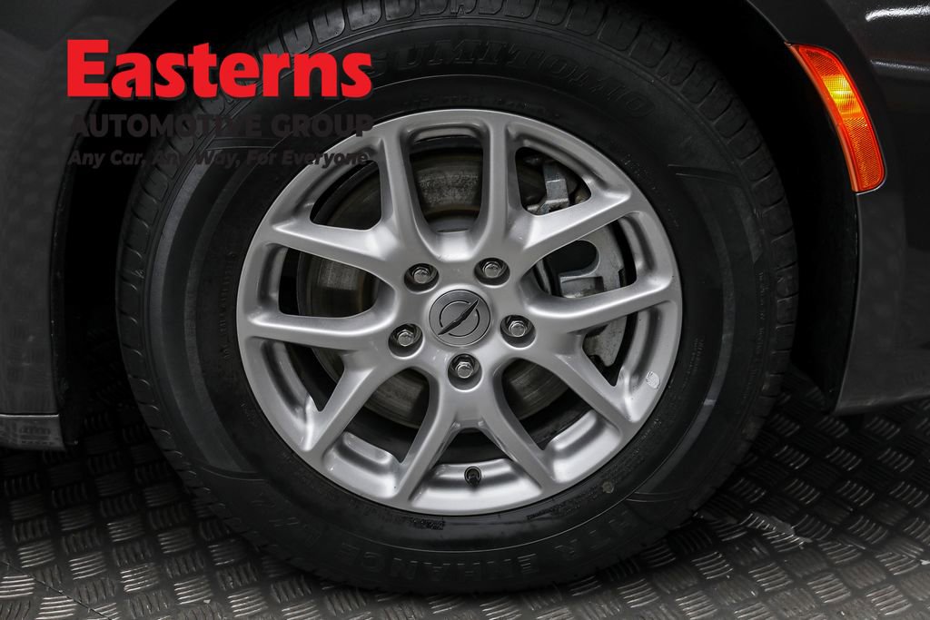 Used 2023 Chrysler Pacifica Touring-L image 33