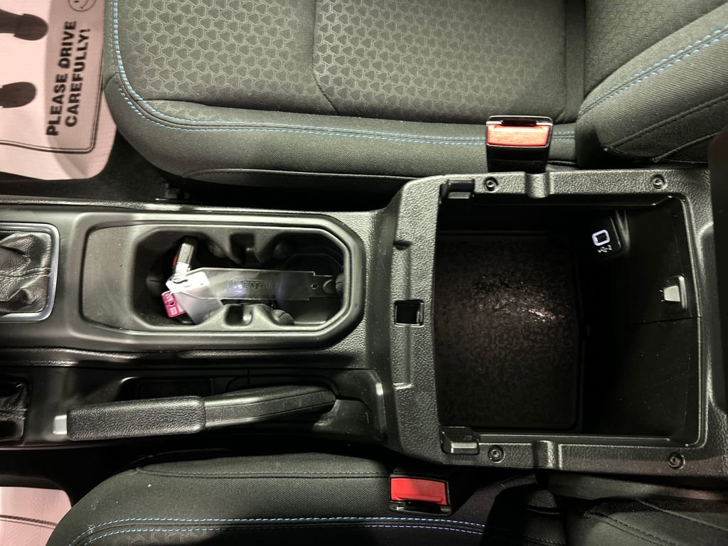 Used 2025 Jeep Wrangler Unlimited Rubicon 4xe w/ Convenience Group image 21