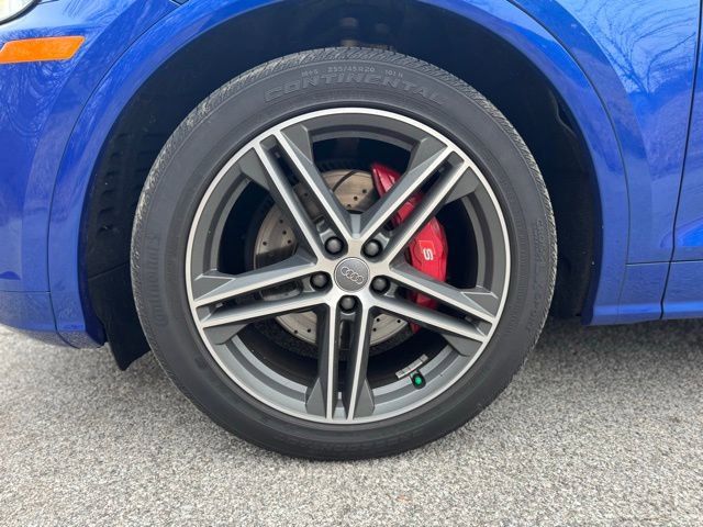 Used 2020 Audi SQ5 Premium Plus w/ Premium Plus Package image 2