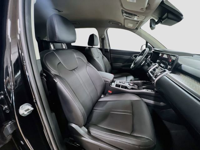 Certified 2023 Kia Sorento EX FWD image 29