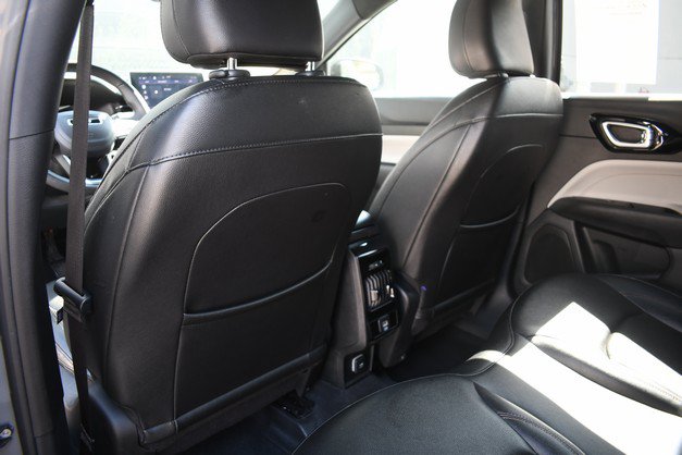 Used 2024 Jeep Compass Limited AWD/4WD image 21