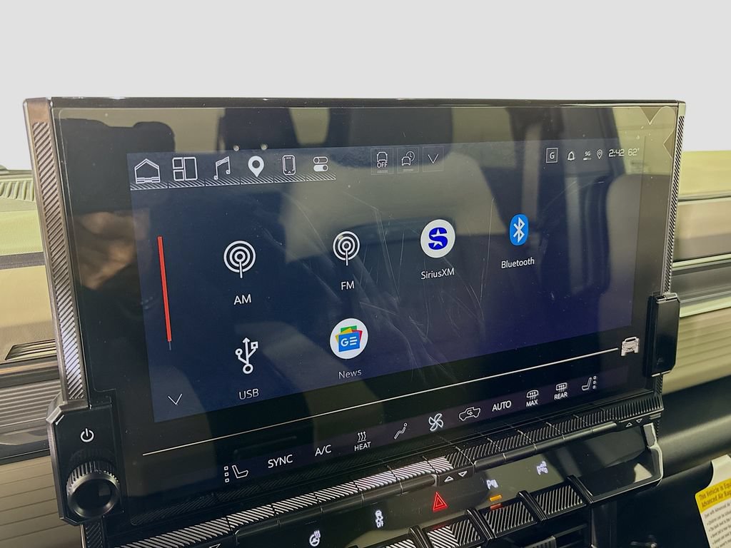 New 2026 GMC Hummer EV SUV w/ LPO, Dark Essentials Package AWD/4WD image 15
