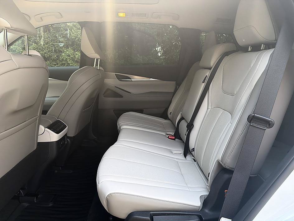 New 2027 INFINITI QX60 Pure AWD/4WD image 13