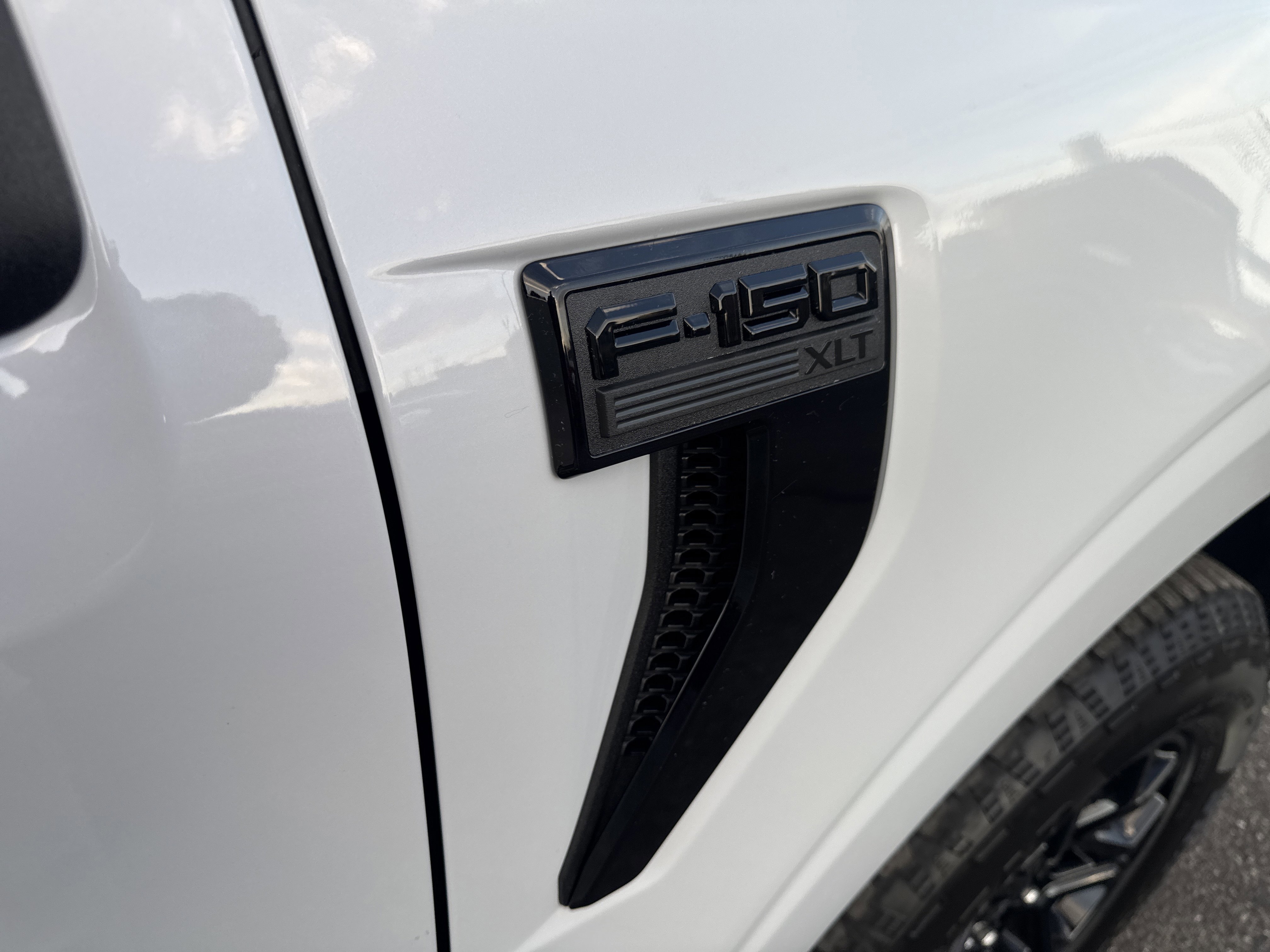 New 2025 Ford F150 XLT image 15