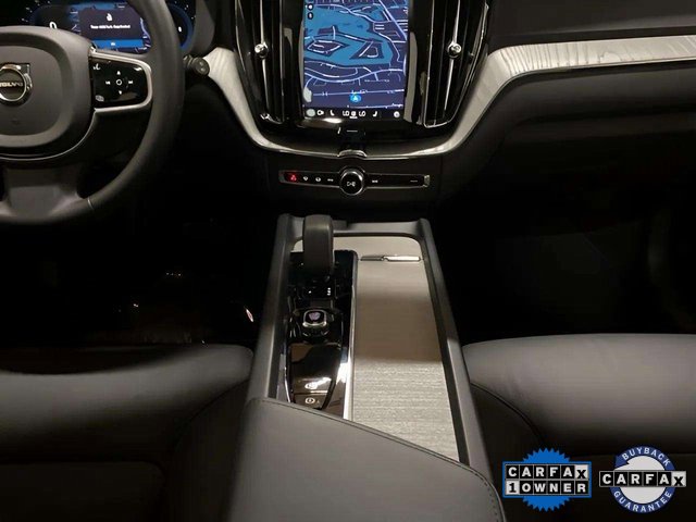 Used 2025 Volvo XC60 B5 Plus image 13
