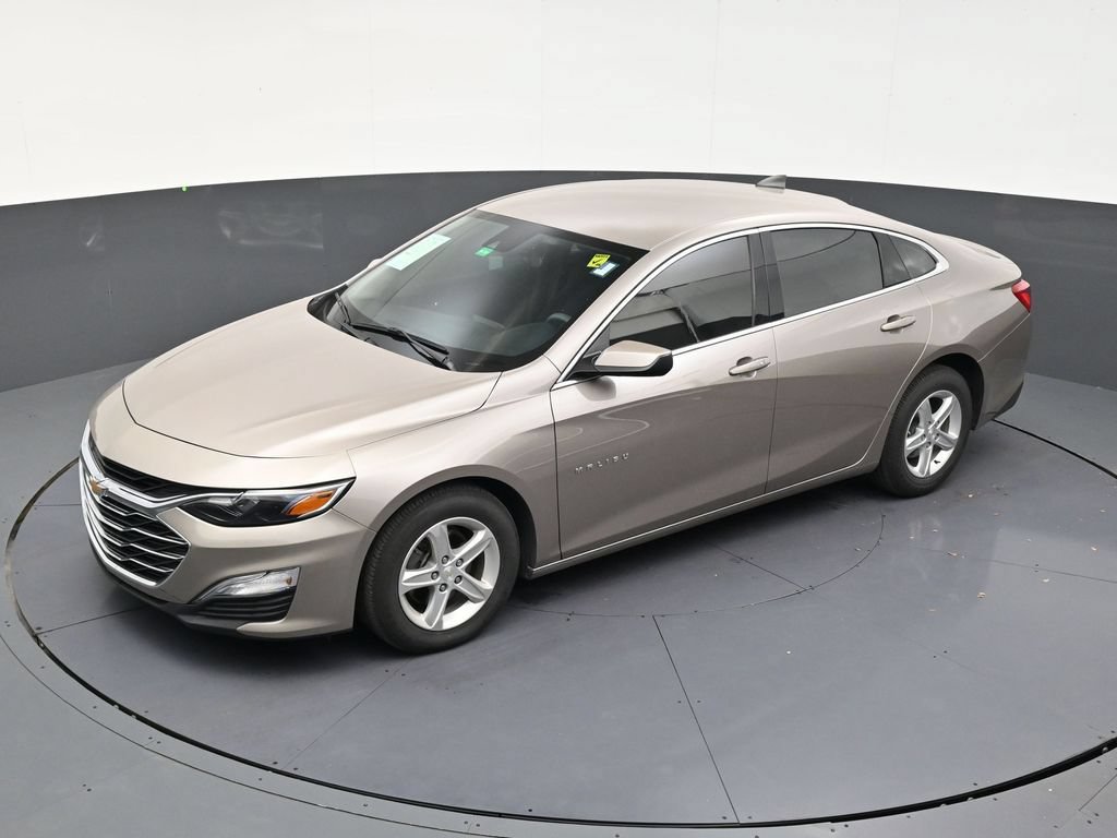 Used 2025 Chevrolet Malibu LS FWD image 13
