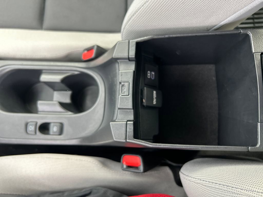 Used 2024 Toyota Corolla LE AWD/4WD image 23