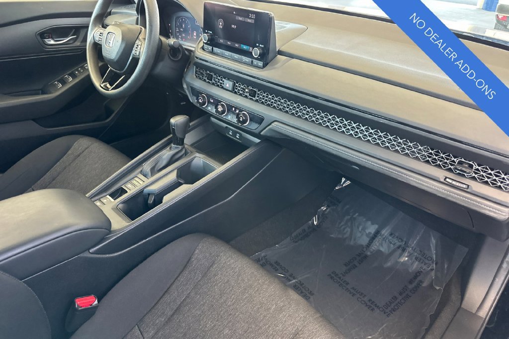 Certified 2025 Honda Accord LX image 17