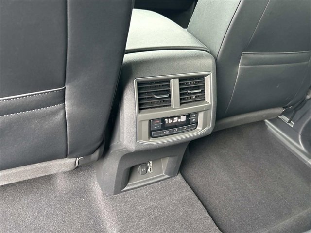 Used 2019 Volkswagen Atlas SE w/ Towing Package image 19