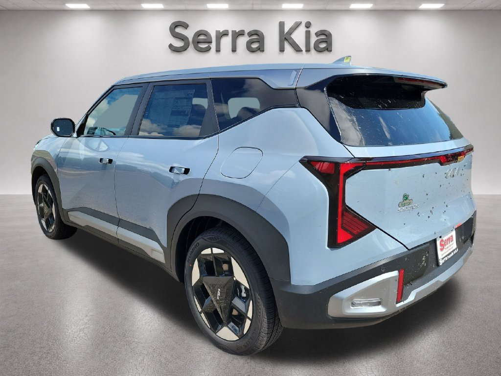 New 2027 Kia Seltos EX FWD image 3
