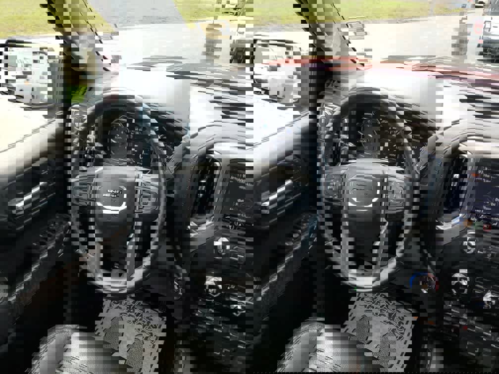 Used 2019 GMC Sierra 1500 Denali w/ Denali Ultimate Package image 18