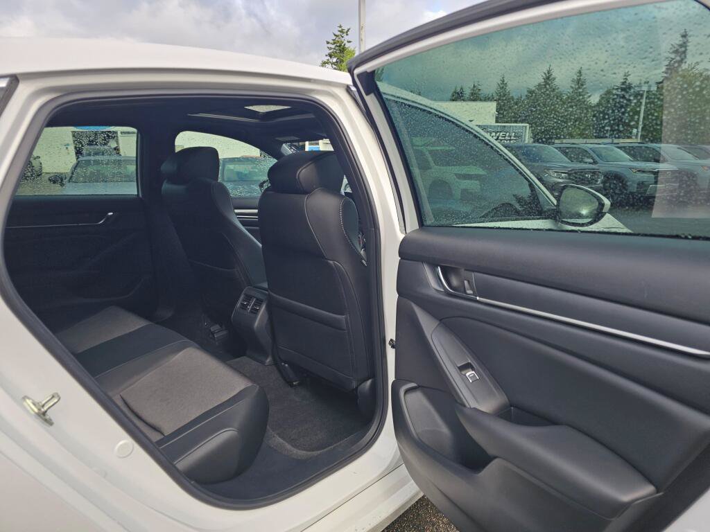 Used 2020 Honda Accord Sport image 14