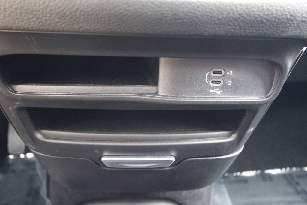 Used 2026 Chrysler Pacifica Select AWD/4WD image 27