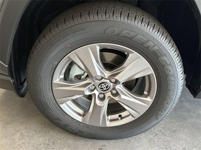 Used 2025 Toyota RAV4 LE image 13