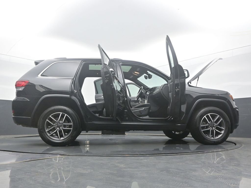 Used 2021 Jeep Grand Cherokee Limited w/ Sun & Sound Group AWD/4WD image 58