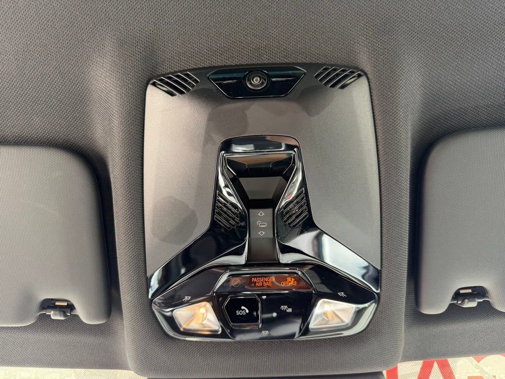 Used 2025 BMW X2 M35i w/ Premium Package image 25
