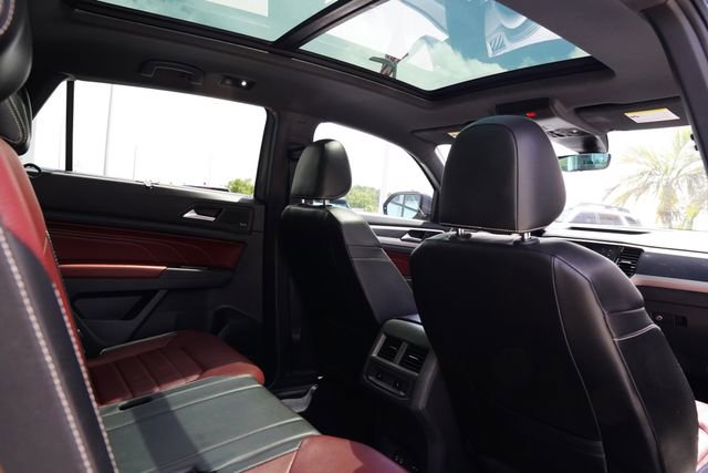 Used 2022 Volkswagen Atlas Cross Sport SEL Premium R-Line AWD/4WD image 24