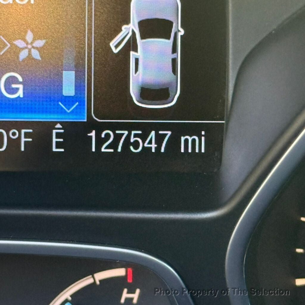 Used 2012 Ford Focus Titanium FWD image 30