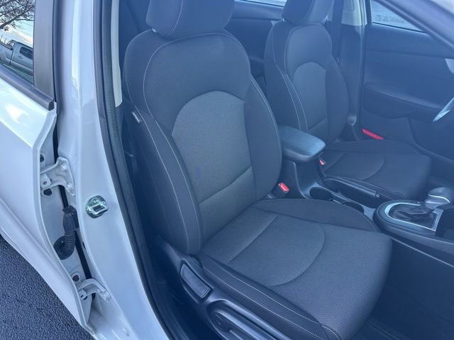 Used 2024 Kia Forte LXS image 16