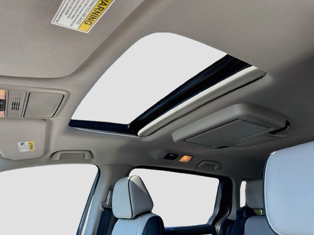 Used 2025 Honda Odyssey Elite image 30