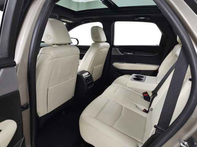 Certified 2023 Cadillac XT5 Sportv w/ Technology Package AWD/4WD image 41