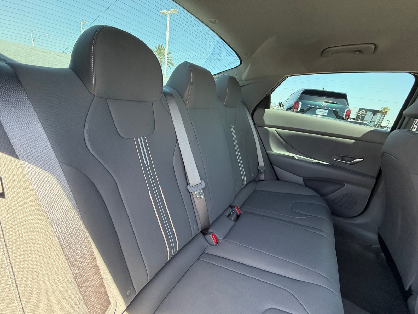 Certified 2025 Hyundai Elantra Sport FWD image 19