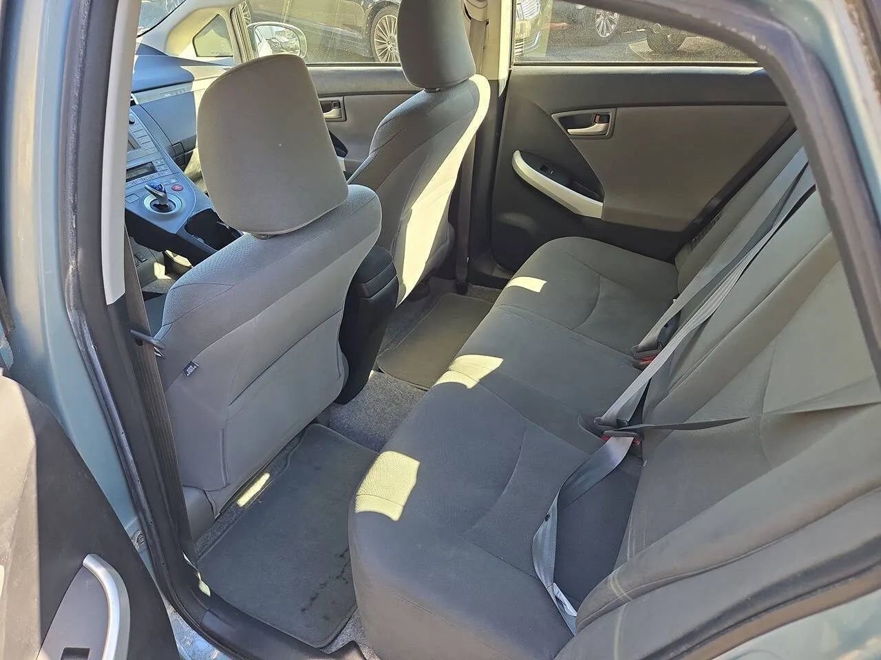 Used 2014 Toyota Prius Three w/ Solar Roof Package image 4