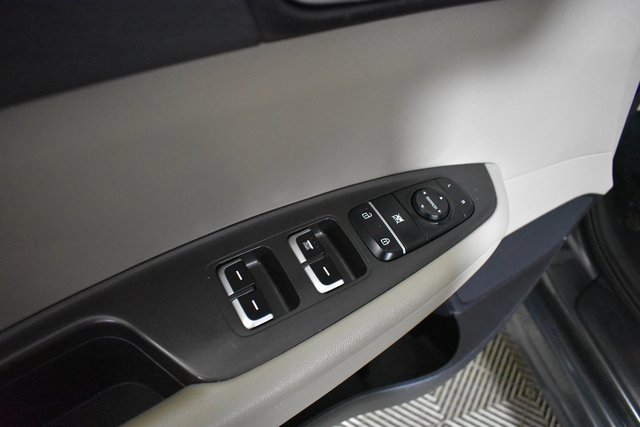 Used 2016 Kia Optima LX image 8