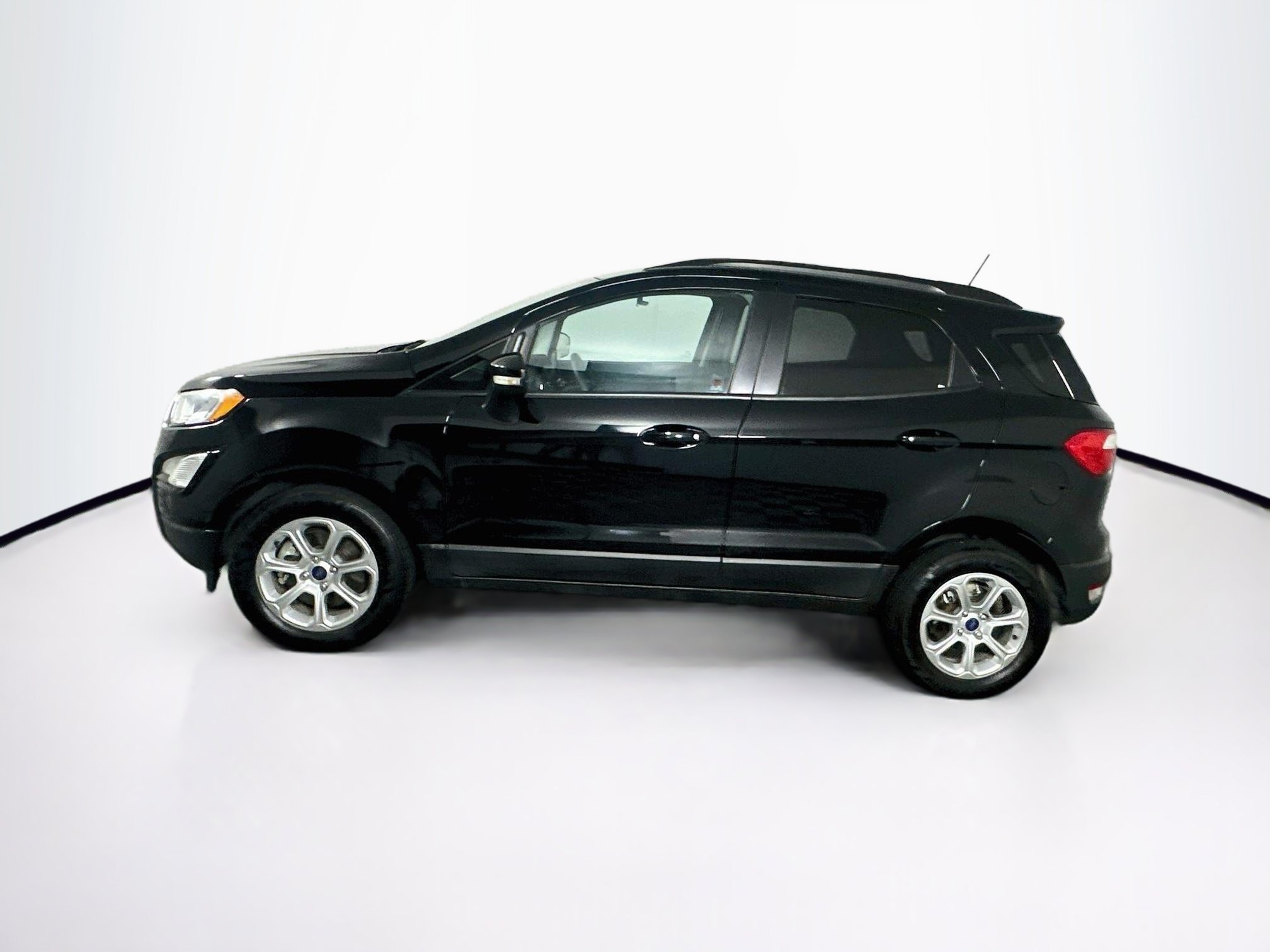 Used 2021 Ford EcoSport SE FWD image 4