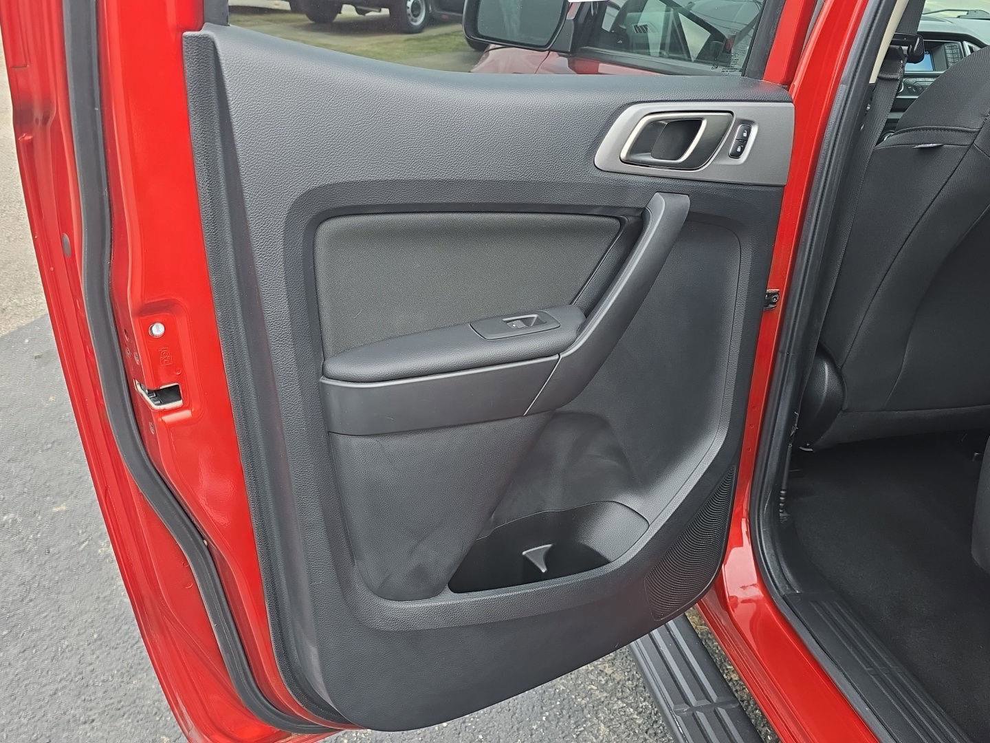 Used 2019 Ford Ranger XLT image 24