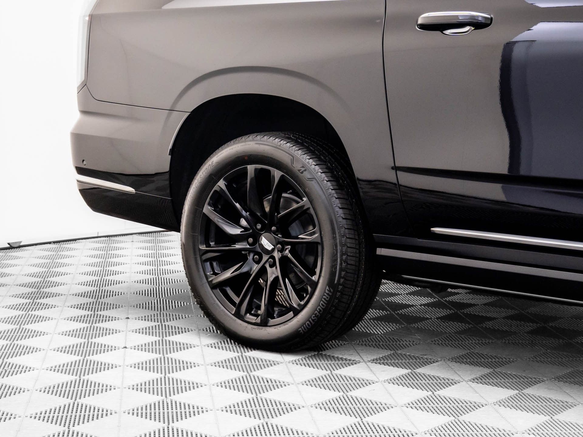 New 2026 Cadillac Escalade ESV Luxury w/ Touring Package image 42