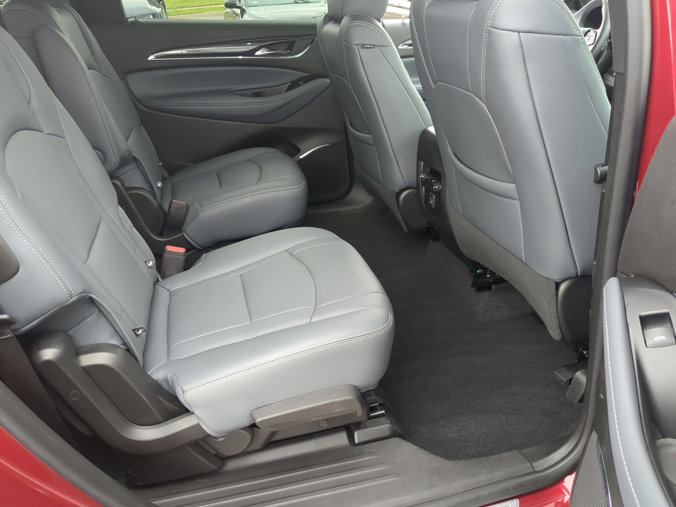 Certified 2023 Buick Enclave Essence w/ Experience Buick Package FWD image 26