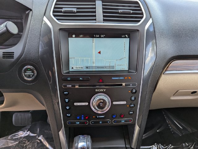 Used 2017 Ford Explorer Limited FWD image 26