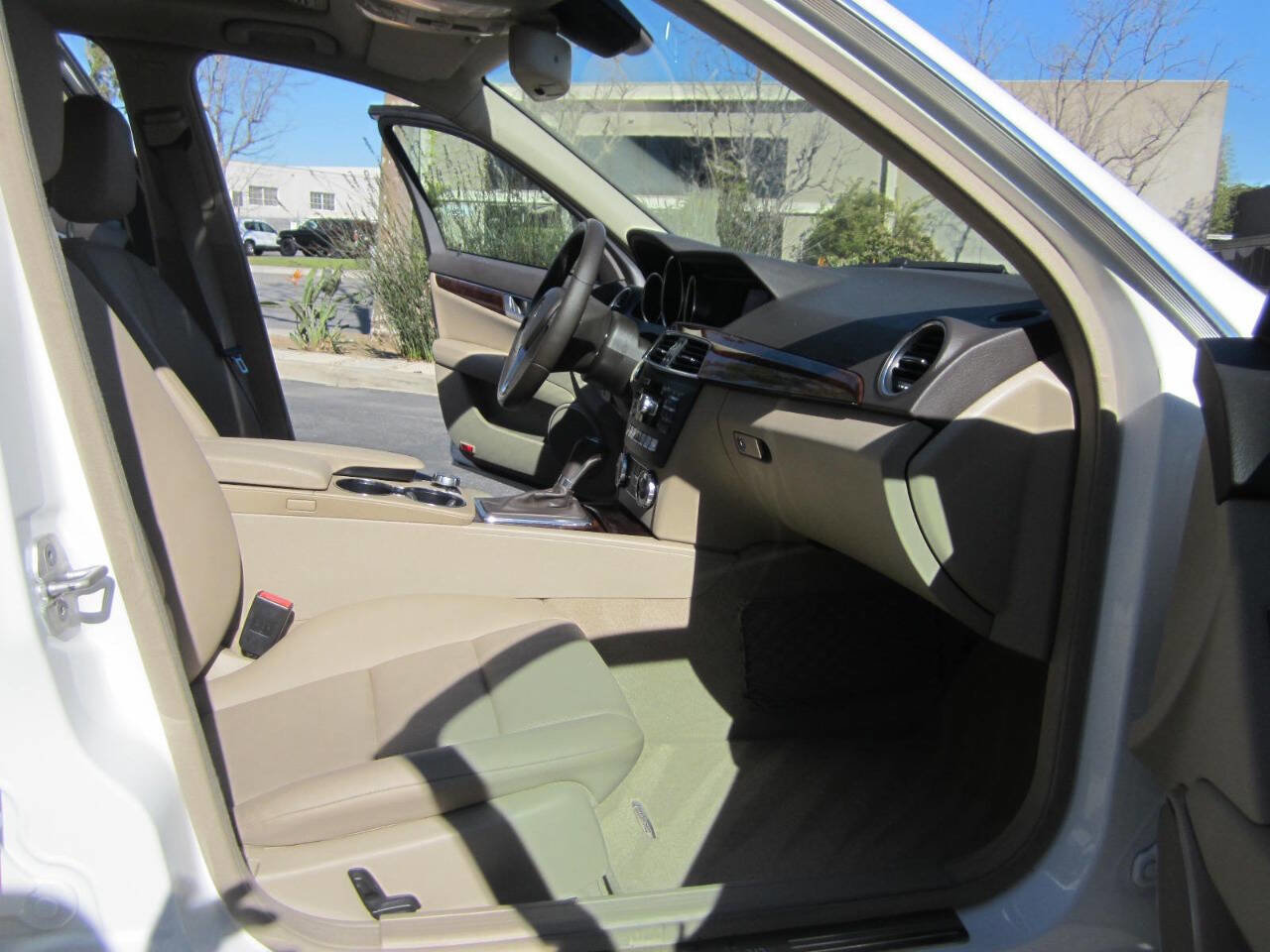 Used 2014 Mercedes-Benz C 250 C 250 Sport 4dr Sedan image 20