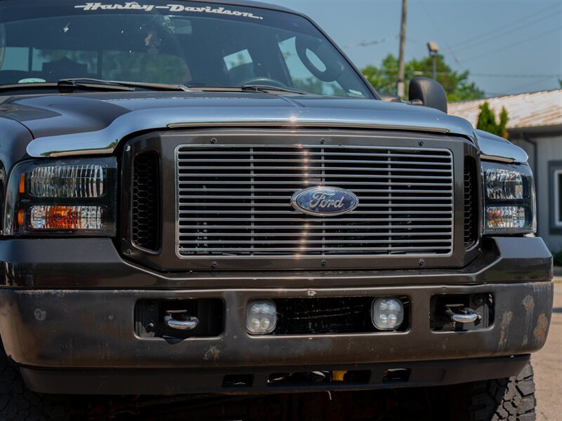 Used 2007 Ford F250 Harley-Davidson AWD/4WD image 9