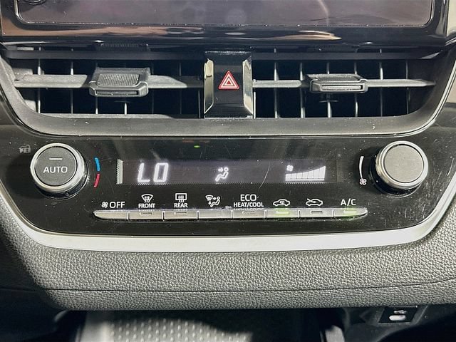 Used 2024 Toyota Corolla LE FWD image 16