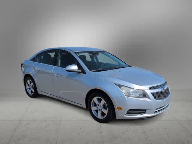 Used 2014 Chevrolet Cruze LT FWD image 2
