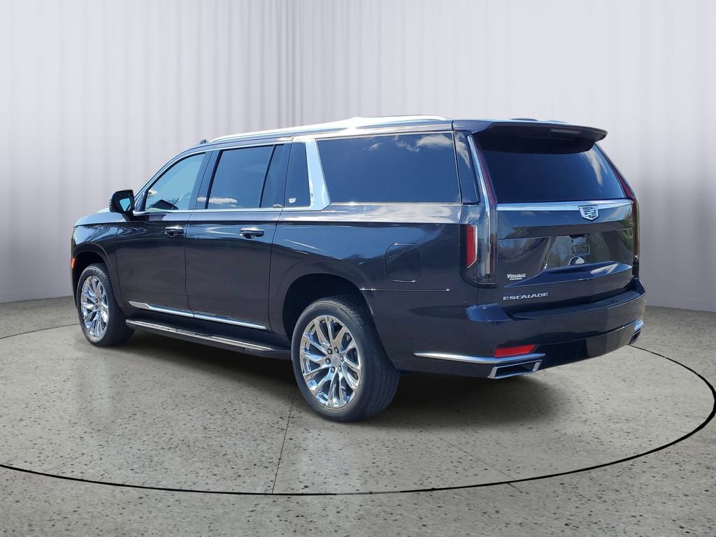 Used 2023 Cadillac Escalade ESV Premium Luxury w/ LPO, Radiant Package AWD/4WD image 4