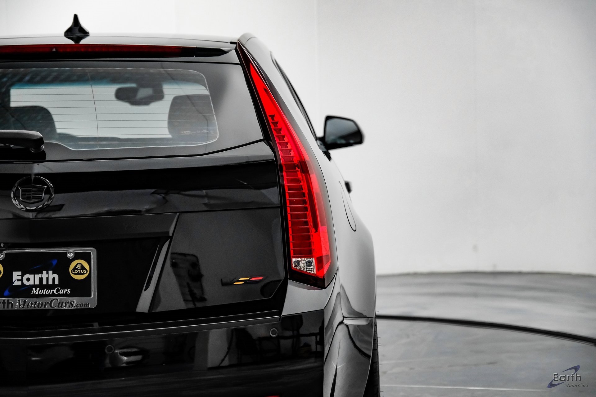 Used 2013 Cadillac CTS V image 12