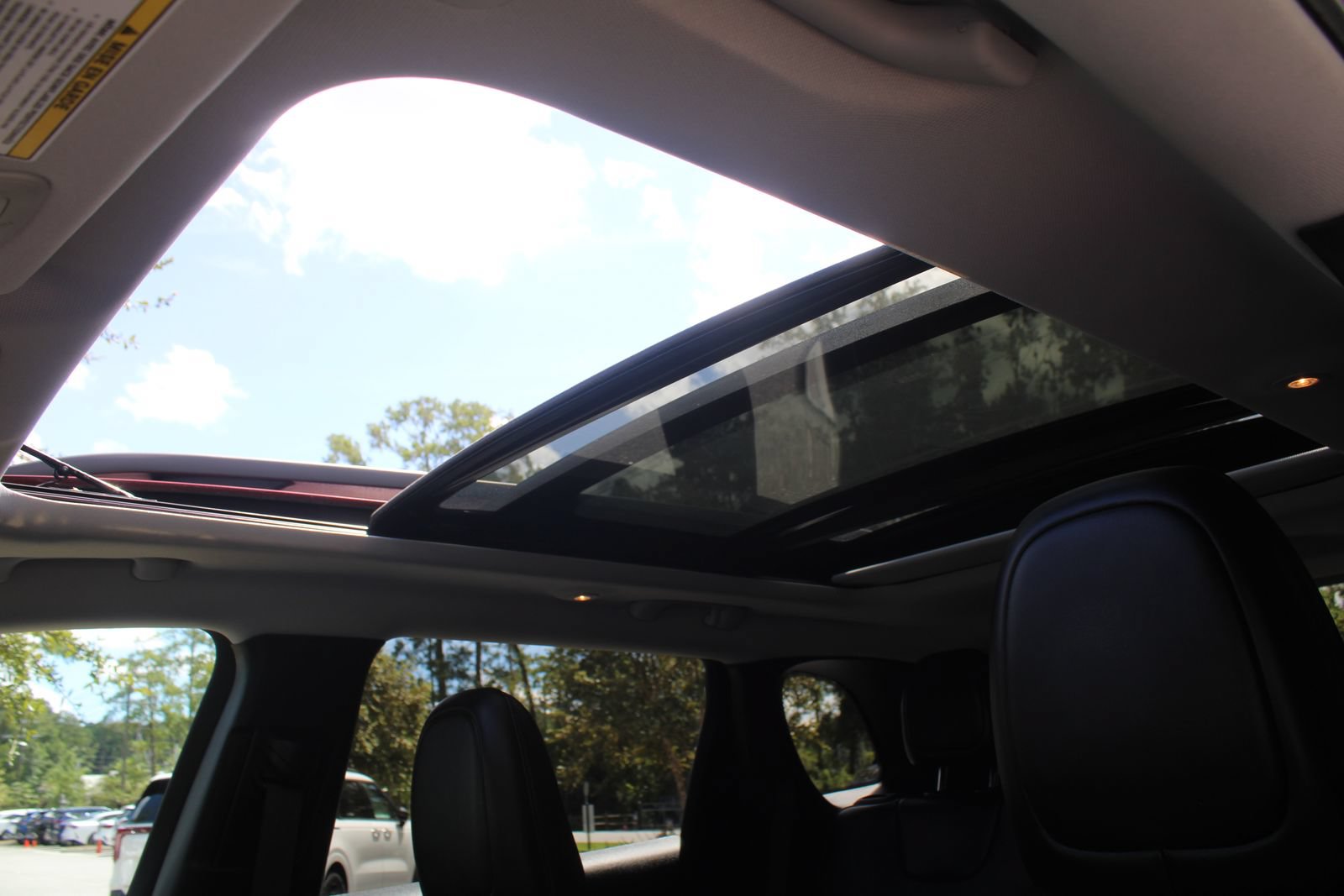 Used 2021 Jeep Cherokee Trailhawk w/ Sun, Sound & Nav Group AWD/4WD image 56
