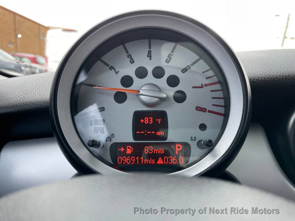 Used 2010 MINI Cooper Hardtop image 19