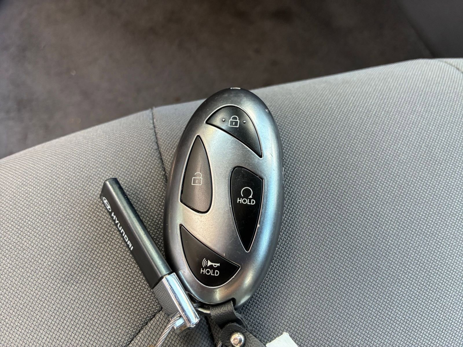 Used 2025 Hyundai Elantra SEL image 24