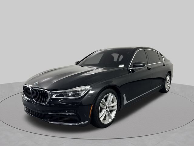 Used 2016 BMW 750i xDrive AWD/4WD image 1