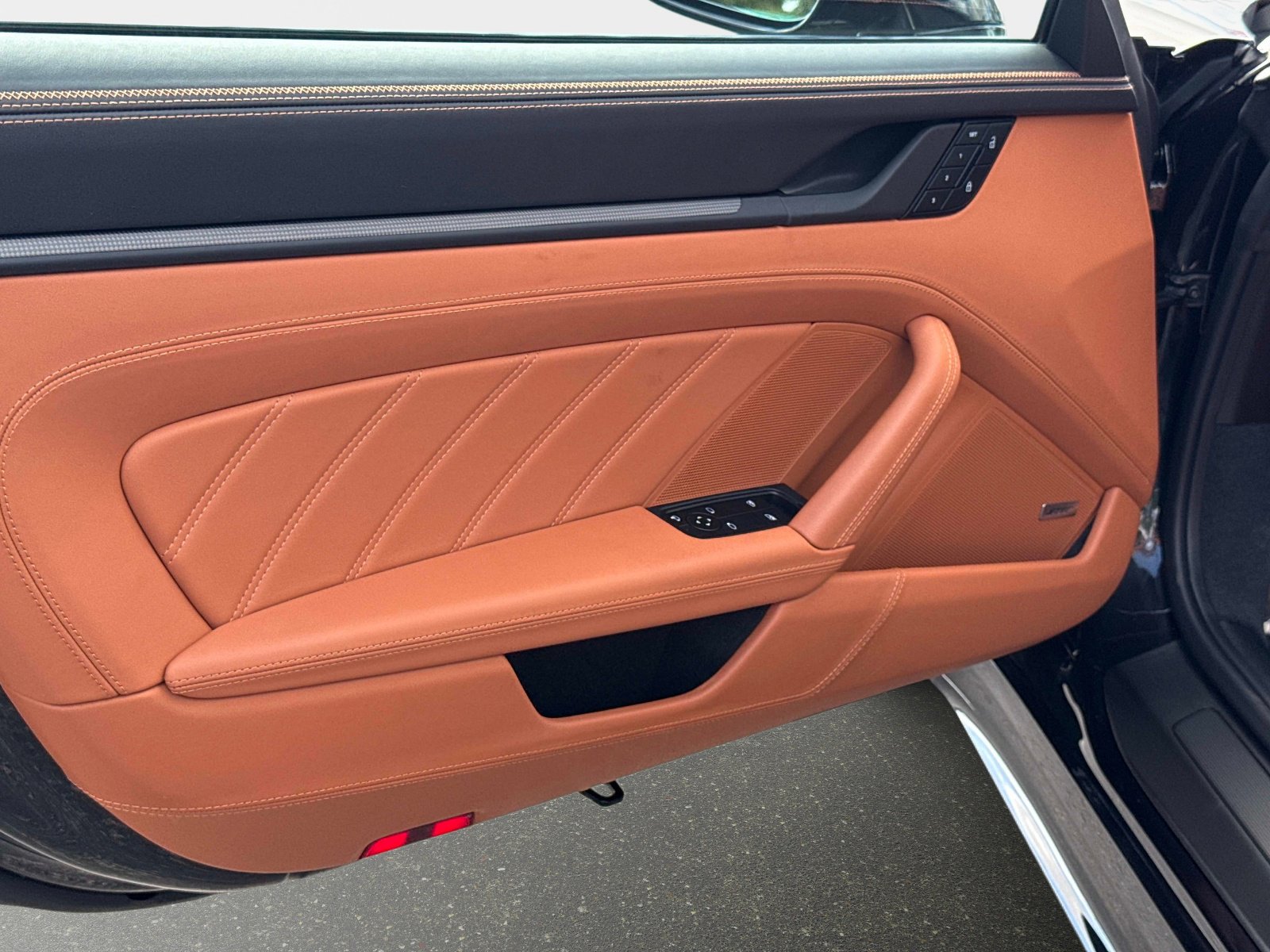 Used 2026 Porsche 911 Targa 4 GTS image 34