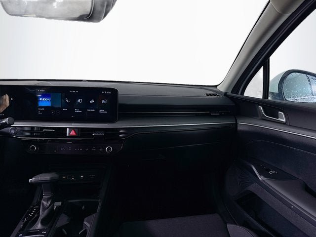 New 2025 Kia K5 LXS FWD image 21