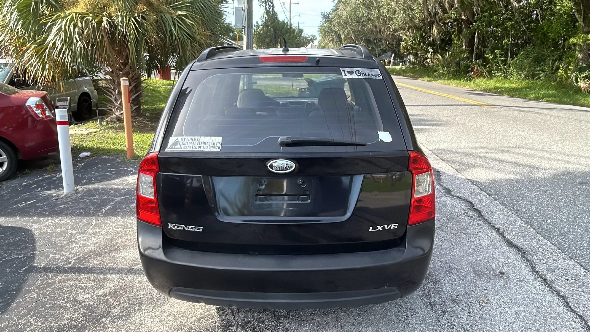 Used 2008 Kia Rondo LX w/ Convenience Pkg FWD image 5